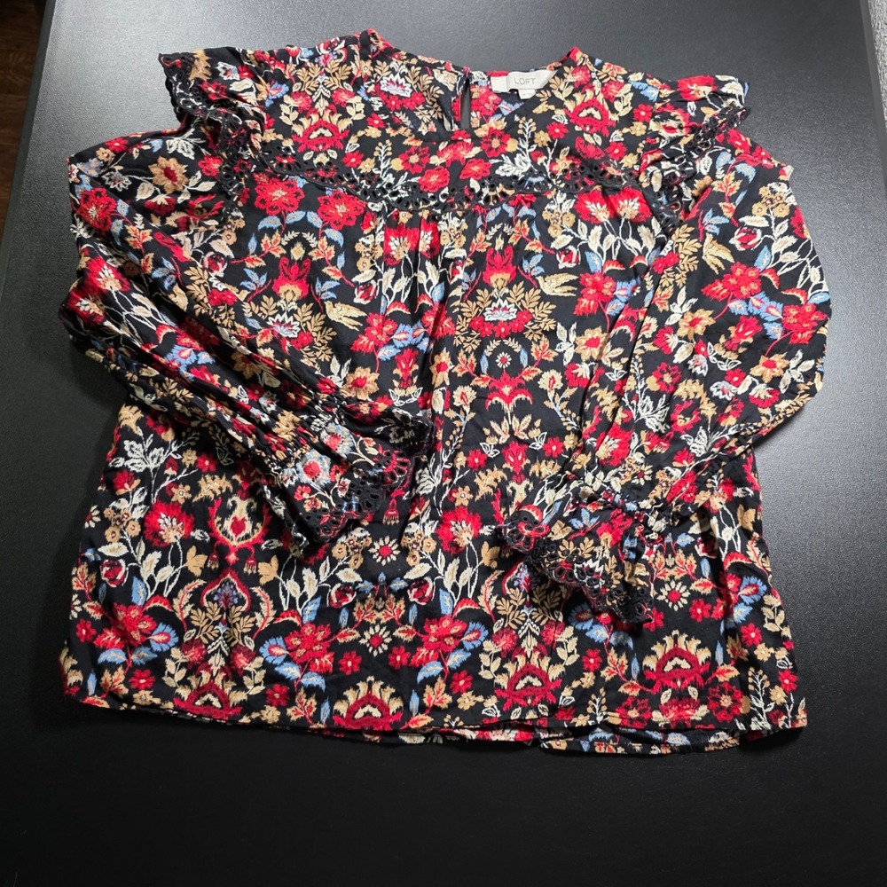 LOFT Petite Black Floral Cotton Blouse Eyelet Trim Ruffle Cuff Top MP